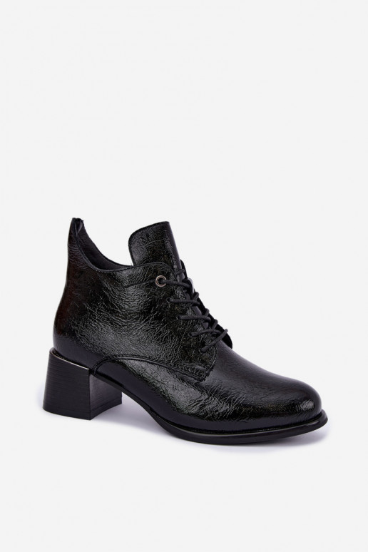 Botins pretos femininos com efeito verniz Klocku Hadelle