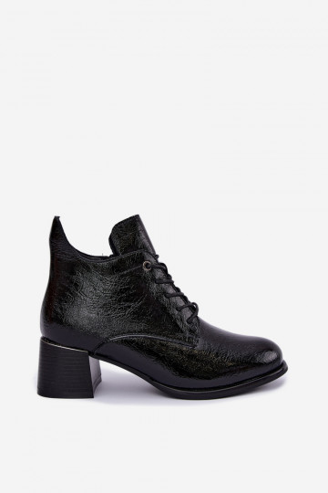Botins pretos femininos com efeito verniz Klocku Hadelle 2