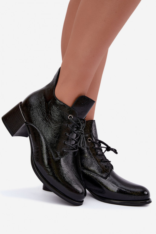 Botins pretos femininos com efeito verniz Klocku Hadelle
