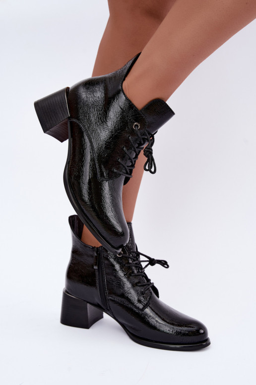 Botins pretos femininos com efeito verniz Klocku Hadelle