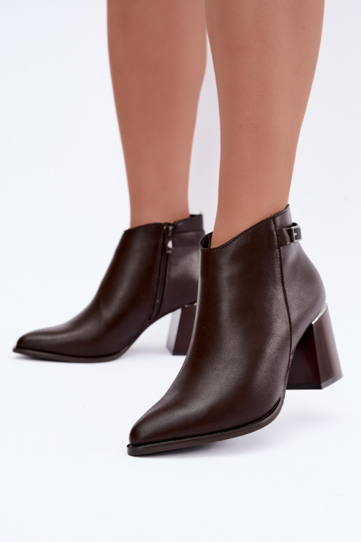 Botins forrados com salto e tiras decorativas Czekoladoje Irmelle