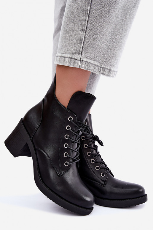 Botins femininos quentes com atacadores em preto Garella