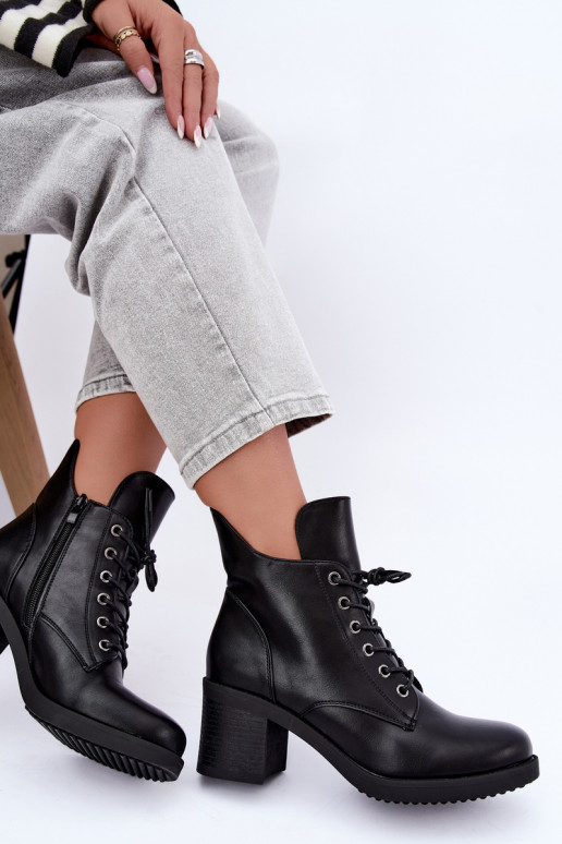 Botins femininos quentes com atacadores em preto Garella