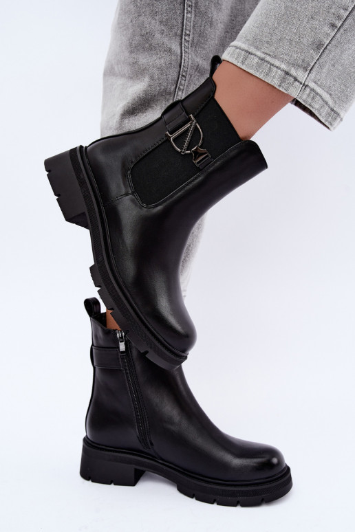 Botins quentes e estilosos com ornamentos em preto Janira