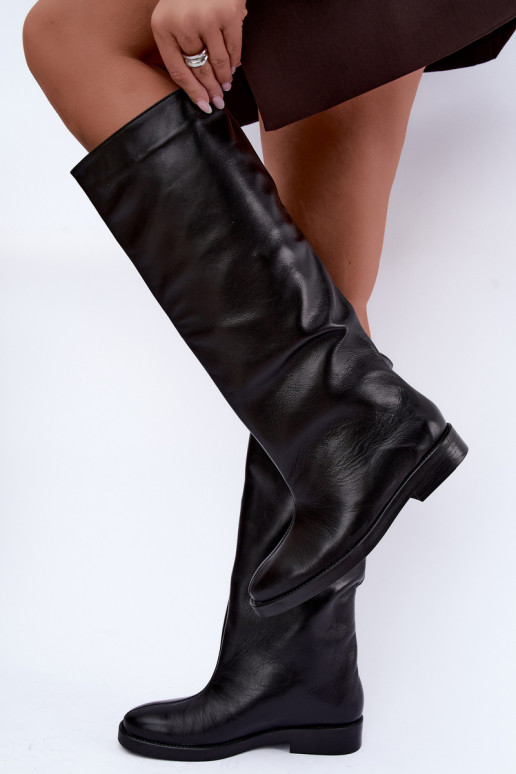 Botas altas de couro quentes com saltos largos em preto Zazoo 542
