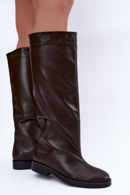 Botas altas de couro quentes com saltos largos em marrom Zazoo 542