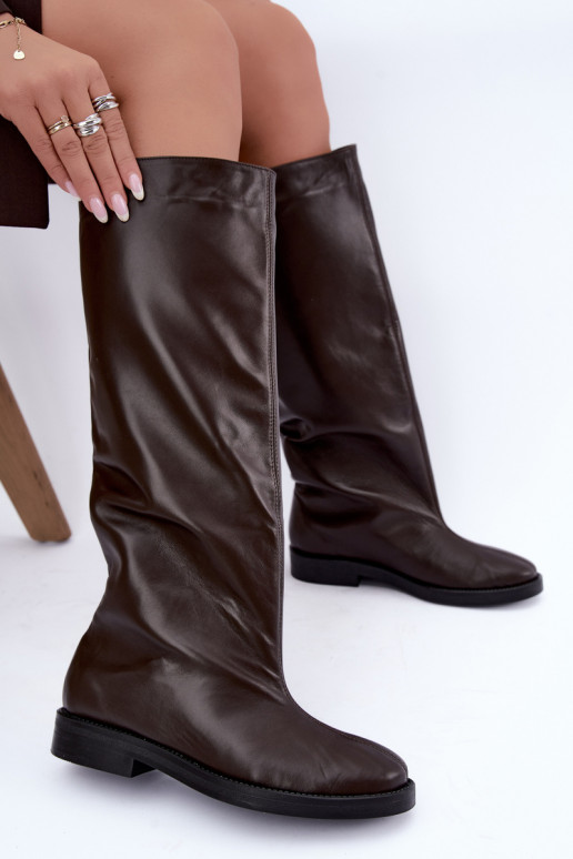 Botas altas de couro quentes com saltos largos em marrom Zazoo 542
