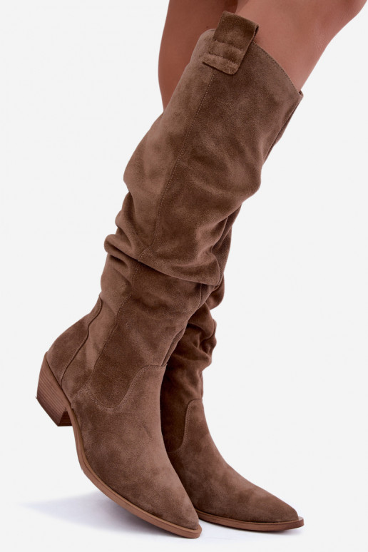 Botas altas quentes amassadas de estilo cowboy em camurça sintética marrom Zazoo 4313