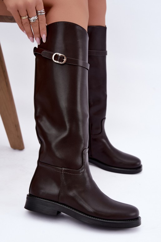 Botas altas femininas com saltos largos e tiras com fivelas na cor chocolate Sylvena