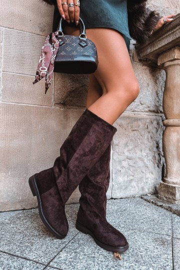Botas acima do joelho com saltos largos Pavellea