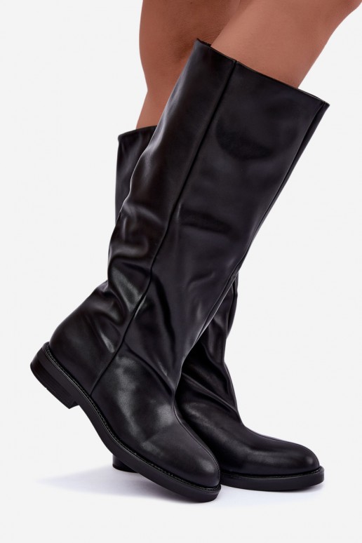 Botas acima do joelho com saltos largos na cor preta Pavellea