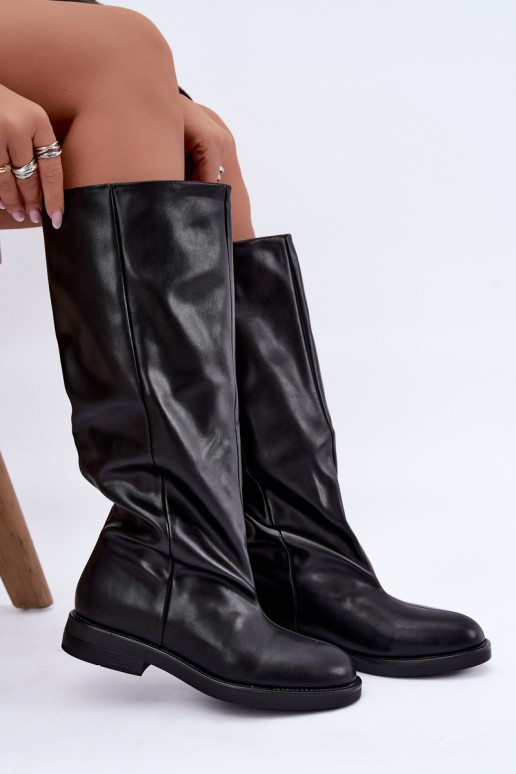 Botas acima do joelho com saltos largos na cor preta Pavellea