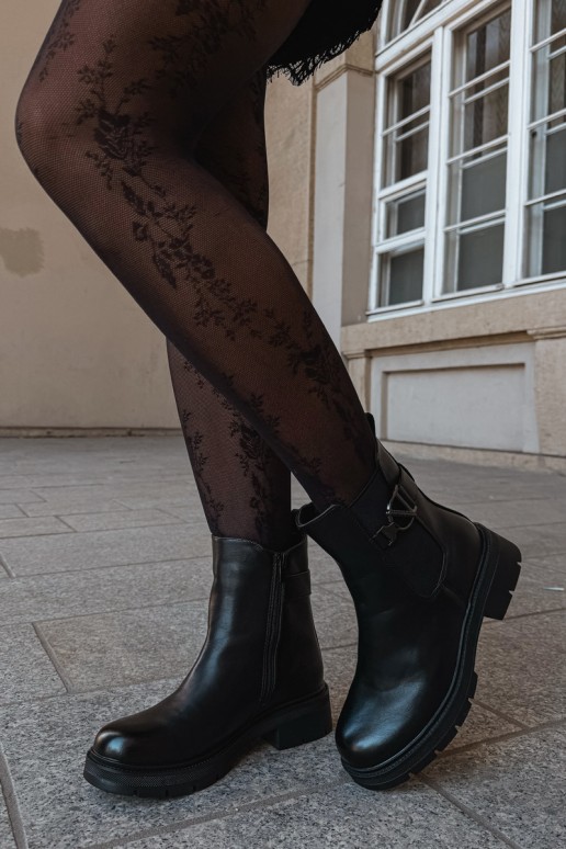 Botins quentes e estilosos com ornamentos em preto Janira