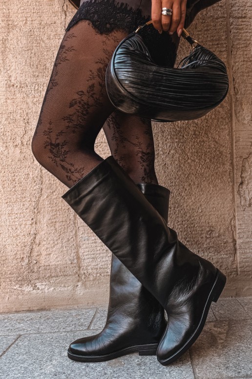 Botas altas de couro quentes com saltos largos em preto Zazoo 542