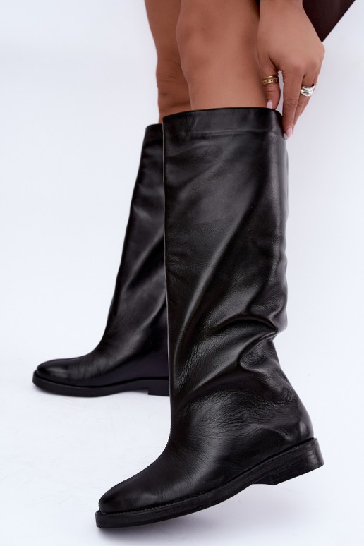 Botas altas de couro quentes com saltos largos em preto Zazoo 542