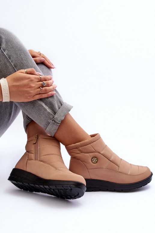 botas de neve femininas isoladas na cor areia Helis