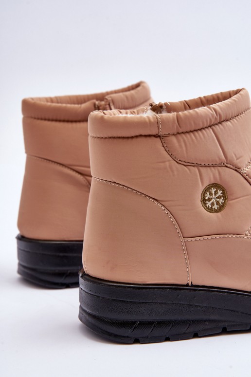 botas de neve femininas isoladas na cor areia Helis