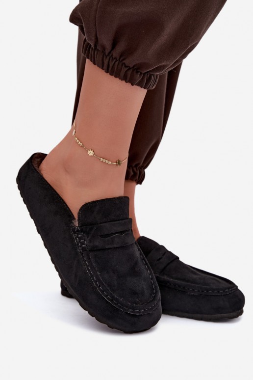 mocassins isolados femininos com calcanhar aberto e pelo na cor preta Sabrielle