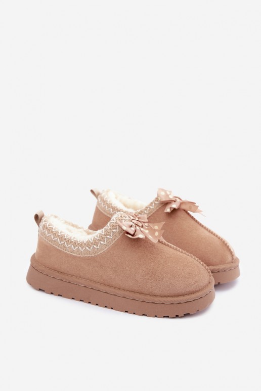 botas de neve para crianças com flores bordadas e laço na cor areia Ysmerine