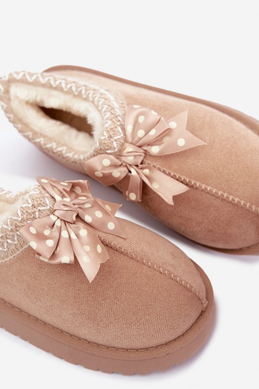 botas de neve para crianças com flores bordadas e laço na cor areia Ysmerine