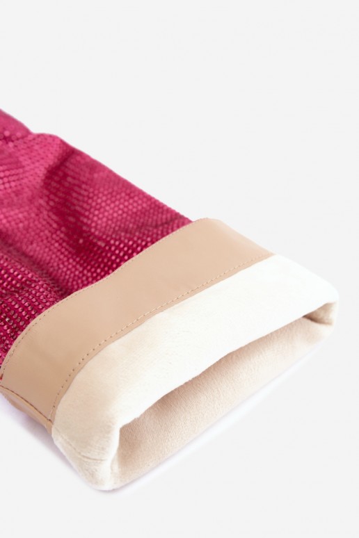 botas altas com saltos finos e ilhós brilhantes na cor rosa Lovisa