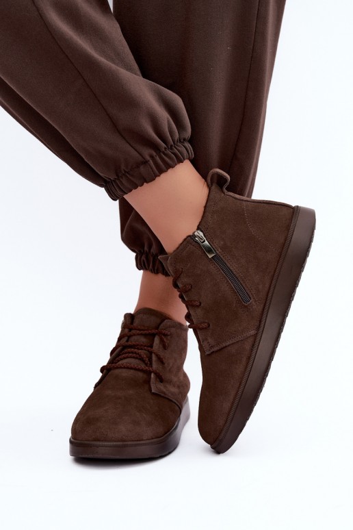 botins isolados de couro natural castanho Zazoo