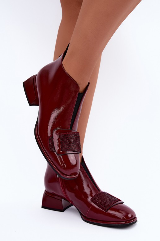 botins isolados de verniz Klocke Artiker 59C0107 na cor bordô