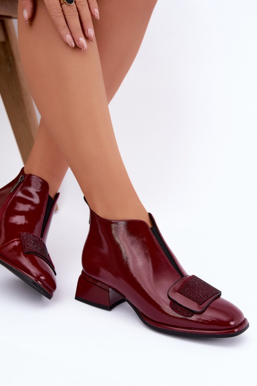 botins isolados de verniz Klocke Artiker 59C0107 na cor bordô