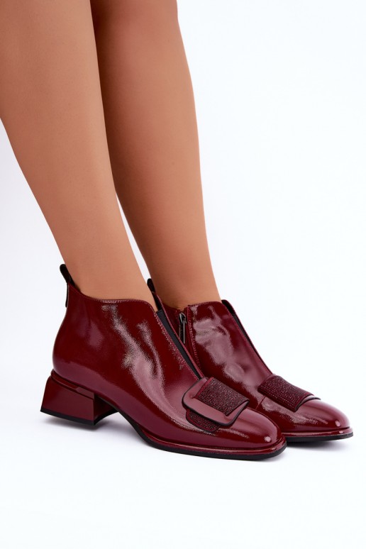 botins isolados de verniz Klocke Artiker 59C0107 na cor bordô