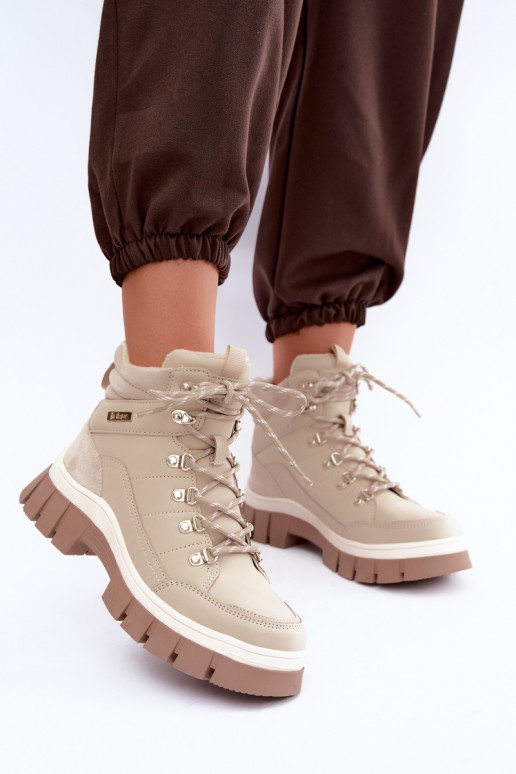 sapatos isolados femininos Lee Cooper LCJ-26-31-4581 na cor areia