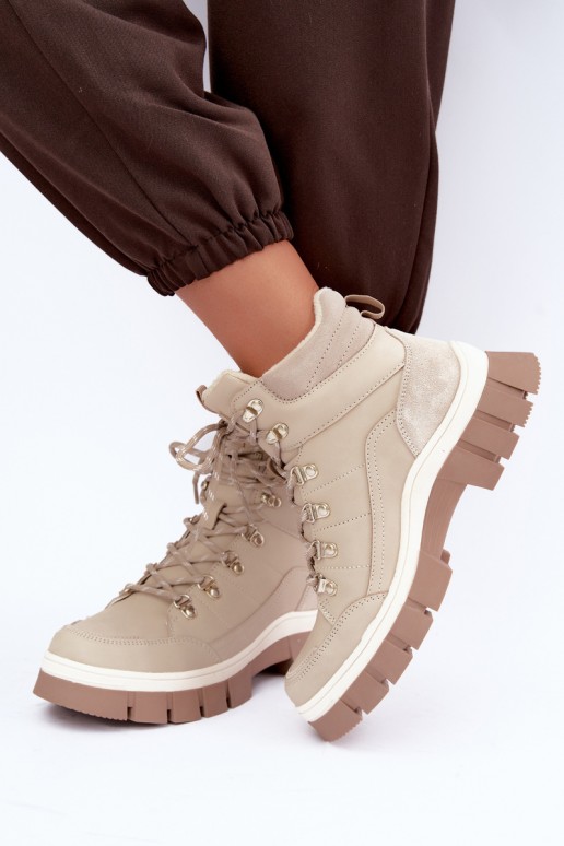 sapatos isolados femininos Lee Cooper LCJ-26-31-4581 na cor areia