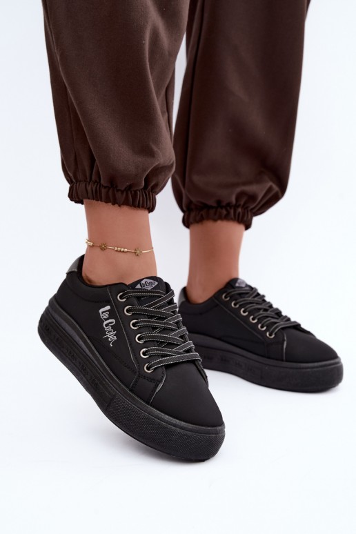 sapatos casuais de plataforma Lee Cooper LCJ-26-44-4560 na cor preta
