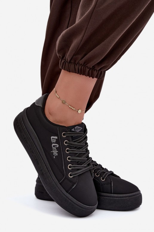 sapatos casuais de plataforma Lee Cooper LCJ-26-44-4560 na cor preta