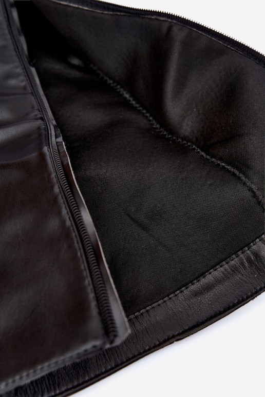 botas altas com cano amarrado e cadarços decorativos na cor preta Pamina