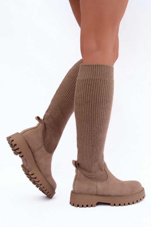 botas altas com cano tipo meia na cor areia Sarielle