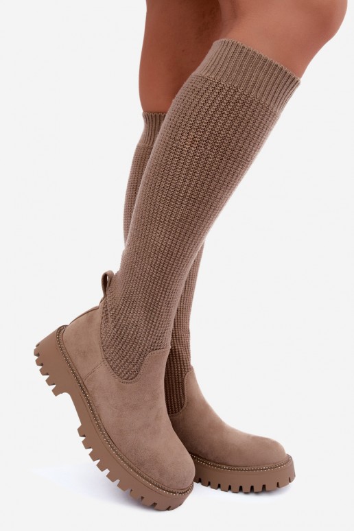 botas altas com cano tipo meia na cor areia Sarielle