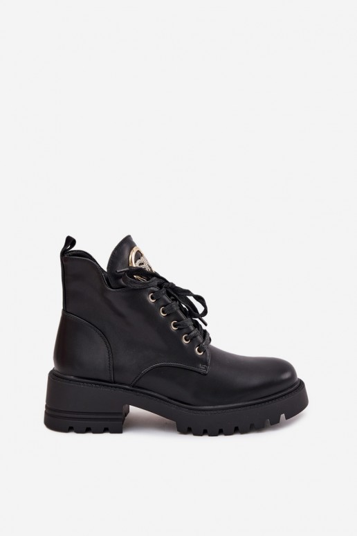 Botins isolados femininos com detalhes dourados em preto Kavirae