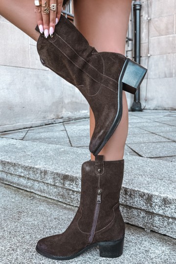 botins isolados de estilo cowboy com saltos Vinceza 133106 em chocolate 2
