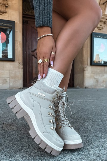 sapatos isolados femininos Lee Cooper LCJ-26-31-4581 na cor areia 2