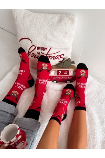 Meias femininas vermelhas com renas de Natal Merry Christmas