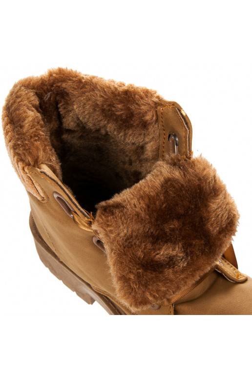 Botas marrons com botas de cetim