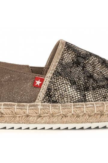 Alpercatas na cor dourada Big Star BAT_FF274A515 GOLD 2