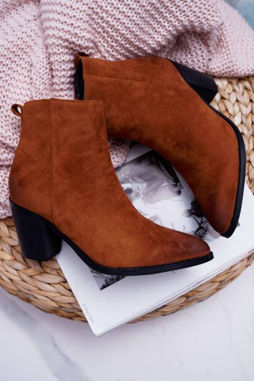Botas com salto em camurça marrom Niki BAT_RV9524 CAMEL