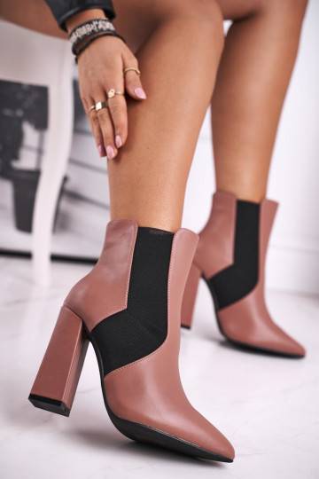 Botas femininas com salto rosa 2