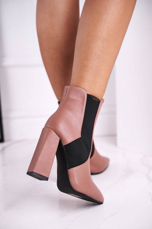 Botas femininas com salto rosa
