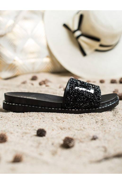 Chinelos com plataforma LOVE Chinelos com plataforma LOVE