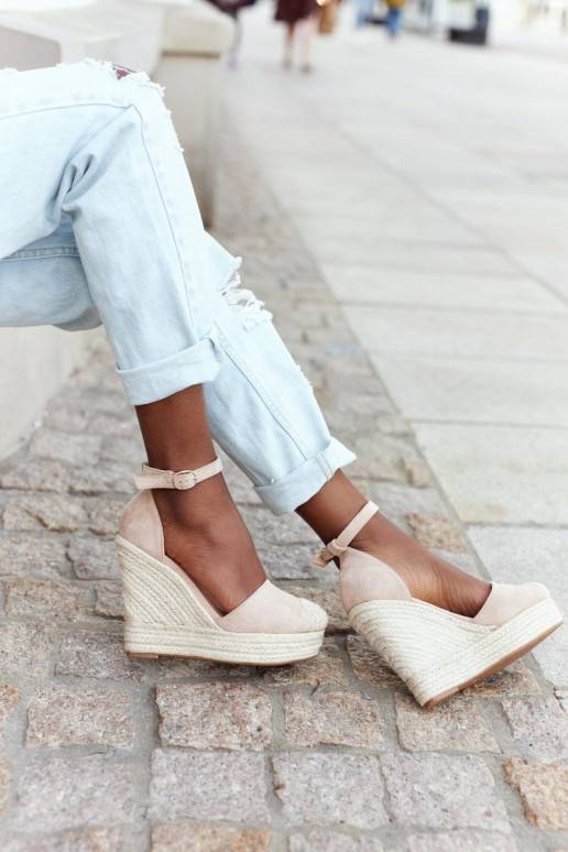 Sandálias plataforma bege Sandálias plataforma bege