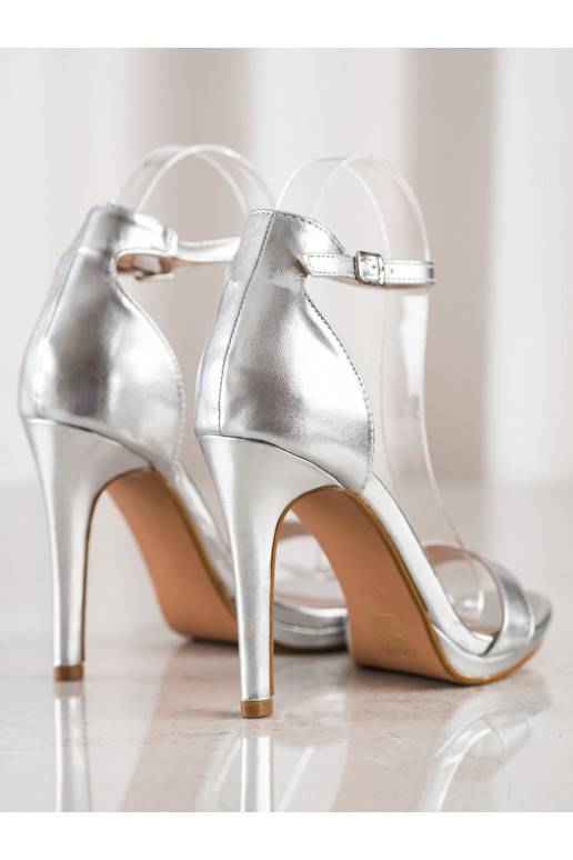 Sandálias de modelo clássico com... Sandálias de modelo clássico com...