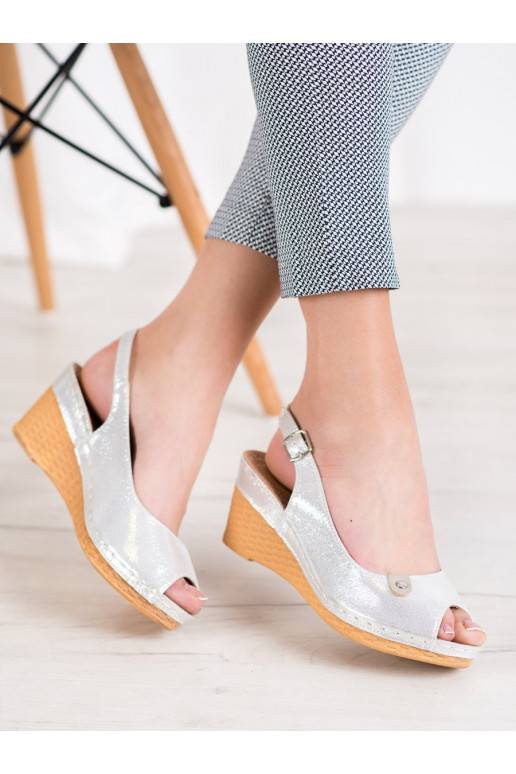 Sandália plataforma com brilho Sandália plataforma com brilho