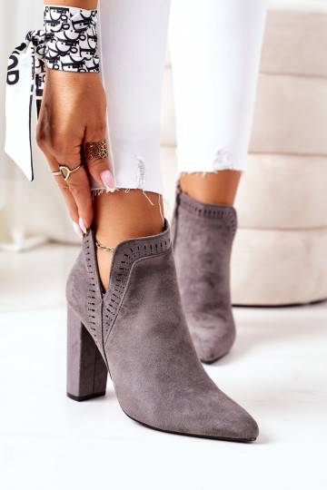 Botas aquecidas com salto cinza Sally